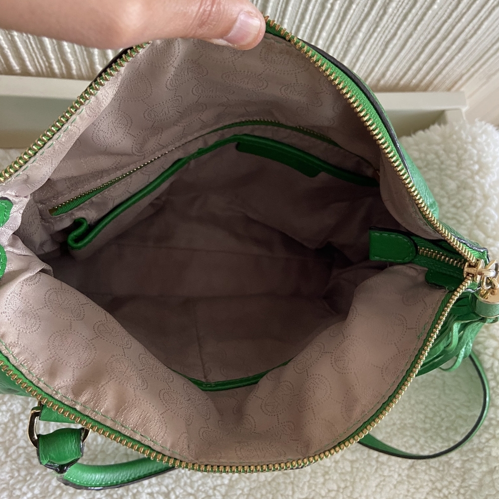 Michael Kors green real leather medium cross body bag - Picture 5 of 9